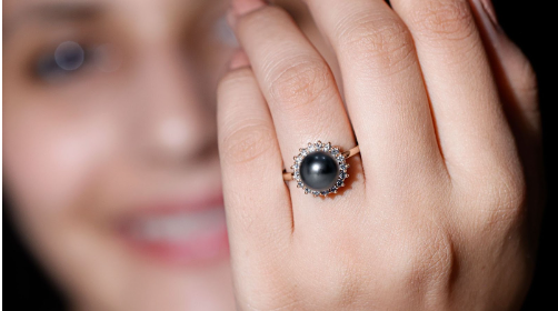 How to Wear and Care For a Pearl Ring?